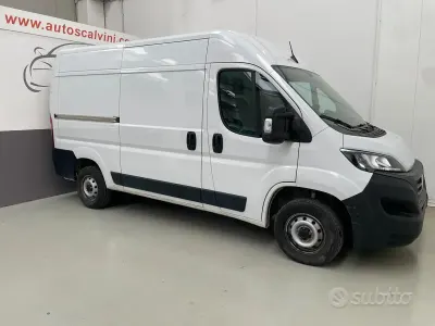 Usata Fiat Ducato 33 140 CV (102 kW) 2023 Bianco Furgone