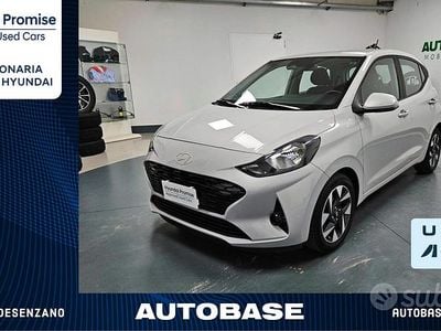 Usata Hyundai i10 67 CV (49 kW) 2023 Grigio Utilitaria