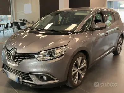 Usata Renault Scénic IV Initiale 110 CV (80 kW) 2017 Grigio Monovolume