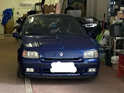 Usata Renault Clio 147 CV (108 kW) 1995 Utilitaria