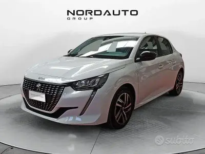 Usata Peugeot 208 Active 75 CV (55 kW) 2023 Bianco Utilitaria