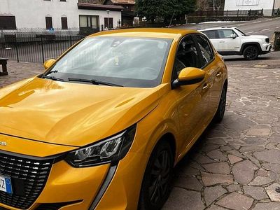 Usata Peugeot 208 Active 75 CV (55 kW) 2022 Giallo Utilitaria