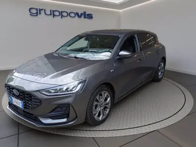 Usata Ford Focus ST-Line 125 CV (91 kW) 2022 Magnetic grey Berlina