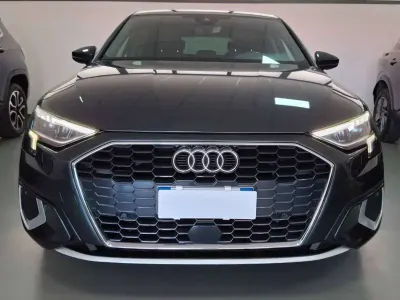 Usata Audi A3 Ambiente 150 CV (110 kW) 2021 Grigio Berlina