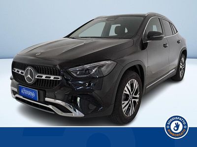 Usata Mercedes GLA200 Advanced Plus 150 CV (110 kW) 2024 Argento metallizzato SUV