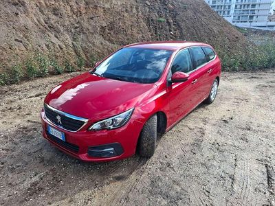 Usata Peugeot 308 GT-line 131 CV (96 kW) 2020 Rosso Station wagon
