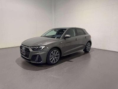 Nuova Audi A1 Sportback S-Line 116 CV (85 kW) 2025 Grigio chronos metallizzato Utilitaria