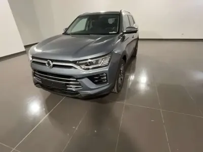 Nuova KGM Korando 163 CV (119 kW) 2025 Grigio SUV