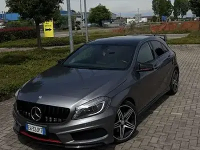 Usata Mercedes A250 211 CV (155 kW) 2014 Berlina
