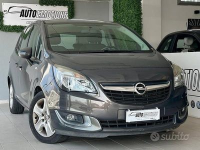 Usata Opel Meriva 95 CV (69 kW) 2015 Grigio Monovolume