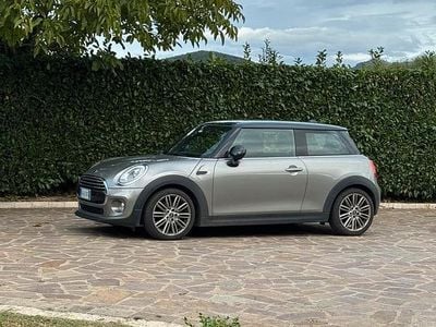 Usata Mini Cooper D 136 CV (100 kW) 2019 Utilitaria