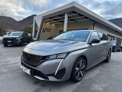 Usata Peugeot 308 SW Allure 131 CV (96 kW) 2022 Grigio artense metallizzato Station wagon