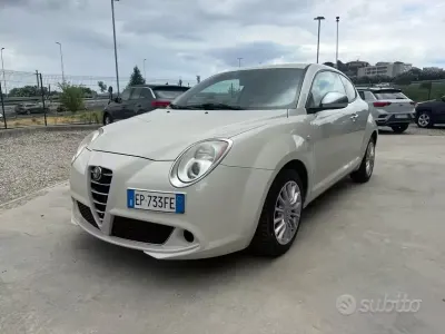 Usata Alfa Romeo MiTo Super 70 CV (51 kW) 2012 Bianco Utilitaria