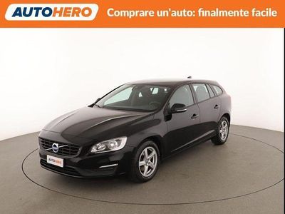 Usata Volvo V60 Kinetic 120 CV (88 kW) 2016 Nero Station wagon