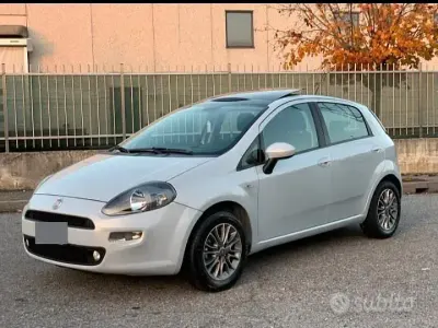 Usata Fiat Punto Pop 77 CV (56 kW) 2012 Utilitaria