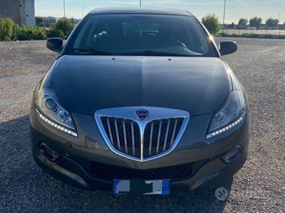 usata Lancia Delta 1.6 mjt Platino 120cv dpf