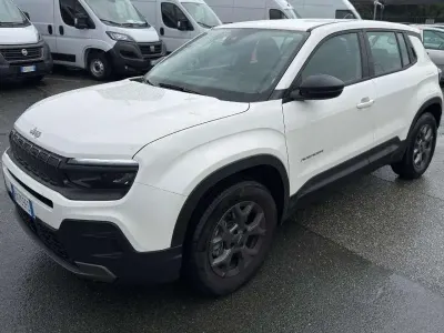 Nuova Jeep Avenger Longitude 101 CV (74 kW) 2025 Bianco SUV