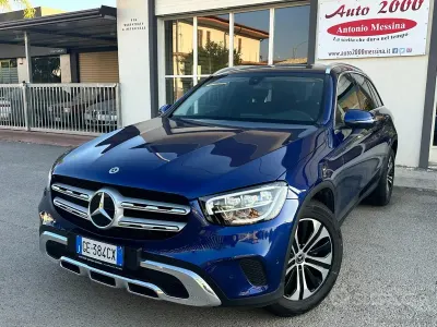 Usado Mercedes GLC200 Business 163 CV (119 kW) 2021 Azul SUV