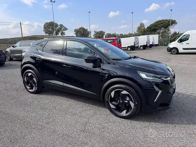Nuova Renault Captur Techno 160 CV (117 kW) 2025 Nero SUV