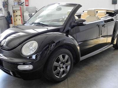 Usata VW New Beetle Cabriolet 101 CV (74 kW) 2004 Nero Cabrio