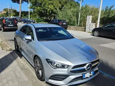 Begagnad Mercedes CLA200 Premium 150 HK (110 kW) 2021 Grå Sportkupé