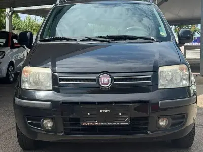 Usata Fiat Panda Emotion 69 CV (50 kW) 2010 Nero Utilitaria