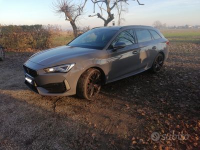 usata Cupra Leon SW plug-in hybrid full optional