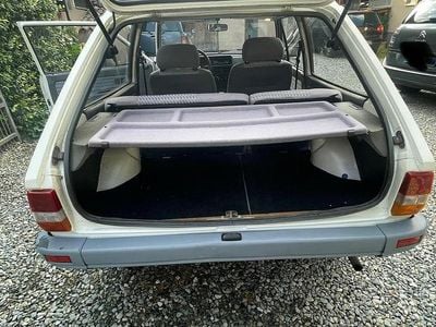 Usata Ford Fiesta 95 CV (69 kW) 1988 Bianco Utilitaria