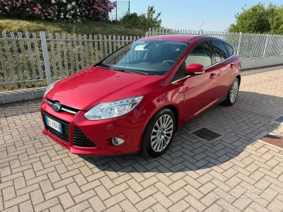 Usata Ford Focus Titanium 150 CV (110 kW) 2011 Rosso Berlina