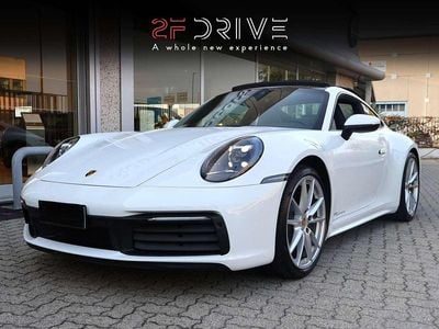 Porsche 911 Carrera