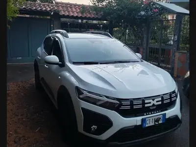 Usata Dacia Sandero Stepway 101 CV (74 kW) 2024 Berlina