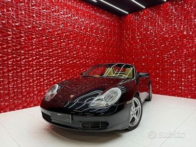 Gebraucht Porsche Boxster 220 PS (161 kW) 2001 Schwarz Cabrio