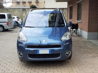 Blu Usata 2014 Peugeot Partner Monovolume | 20.000 €