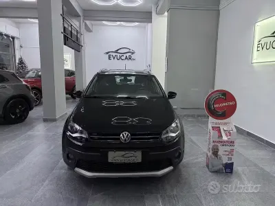 Usata VW Polo Cross 90 CV (66 kW) 2017 Nero Utilitaria