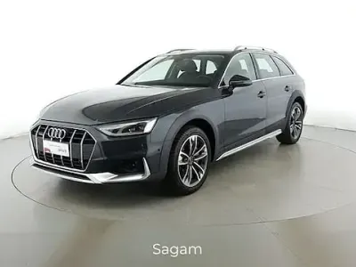 Usata Audi A4 Allroad Business 204 CV (150 kW) 2022 Grigio manhattan Station wagon
