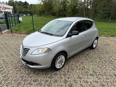 Usata Lancia Ypsilon S 86 CV (63 kW) 2014 Grigio Utilitaria