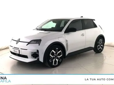 Nuova Renault R5 110 kW (150 CV) 2026 Bianco nacré Utilitaria