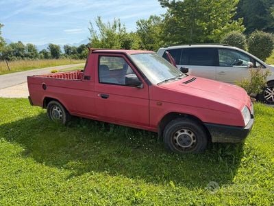 Occasion Skoda Pick-up 58 ch (42 kW) 1994 Rouge Pick-up