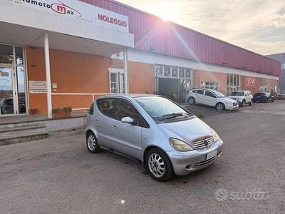 Grigio Usata 2002 Mercedes A170 Avantgarde Berlina | 1500 € (Ottimo prezzo)