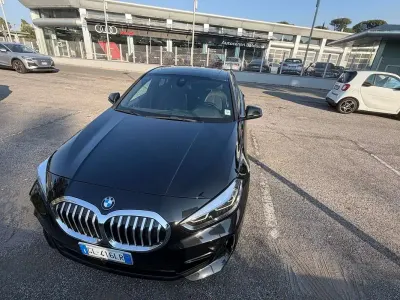 Usata BMW 116 M Sport 116 CV (85 kW) 2022 Nero Utilitaria