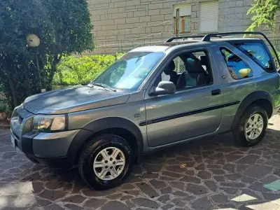 Usata Land Rover Freelander S 111 CV (81 kW) 2004 Grigio SUV