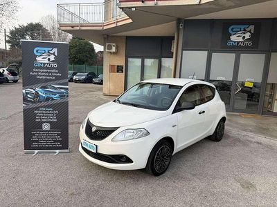 Usata Lancia Ypsilon 69 CV (50 kW) 2020 Bianco Utilitaria