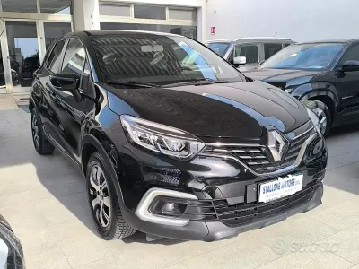 Usata Renault Captur 90 CV (66 kW) 2020 Nero SUV