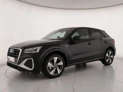 Nuova Audi Q2 S-Line 150 CV (110 kW) 2026 Nero mythos metallizzato SUV
