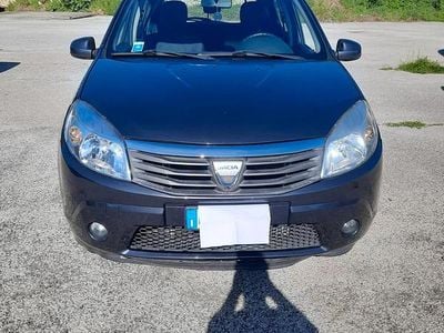 Usata Dacia Sandero 72 CV (52 kW) 2010 Nero Berlina