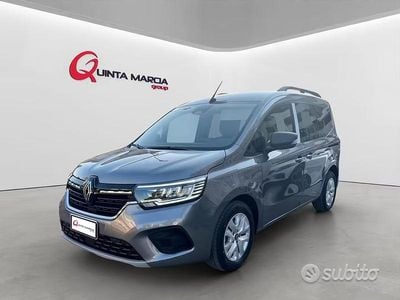 Nuova Renault Kangoo 115 CV (84 kW) 2025 Grigio Monovolume