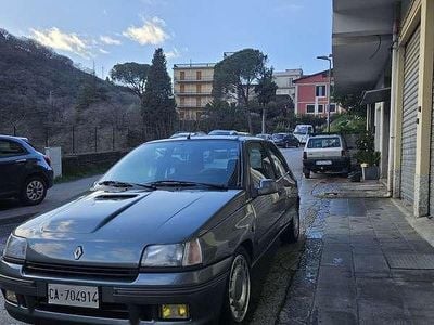 Usata Renault Clio 137 CV (100 kW) 1992 Berlina