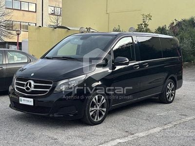 Mercedes V220