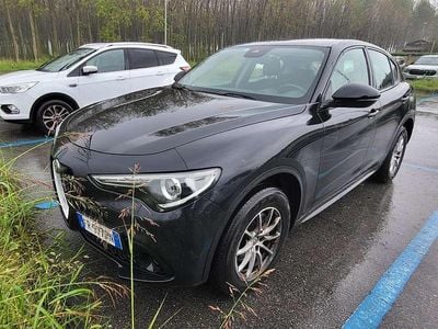 Usata Alfa Romeo Stelvio Business 179 CV (131 kW) 2018 Nero SUV