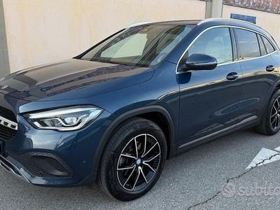 Usata Mercedes GLA200 149 CV (109 kW) 2023 Blu SUV